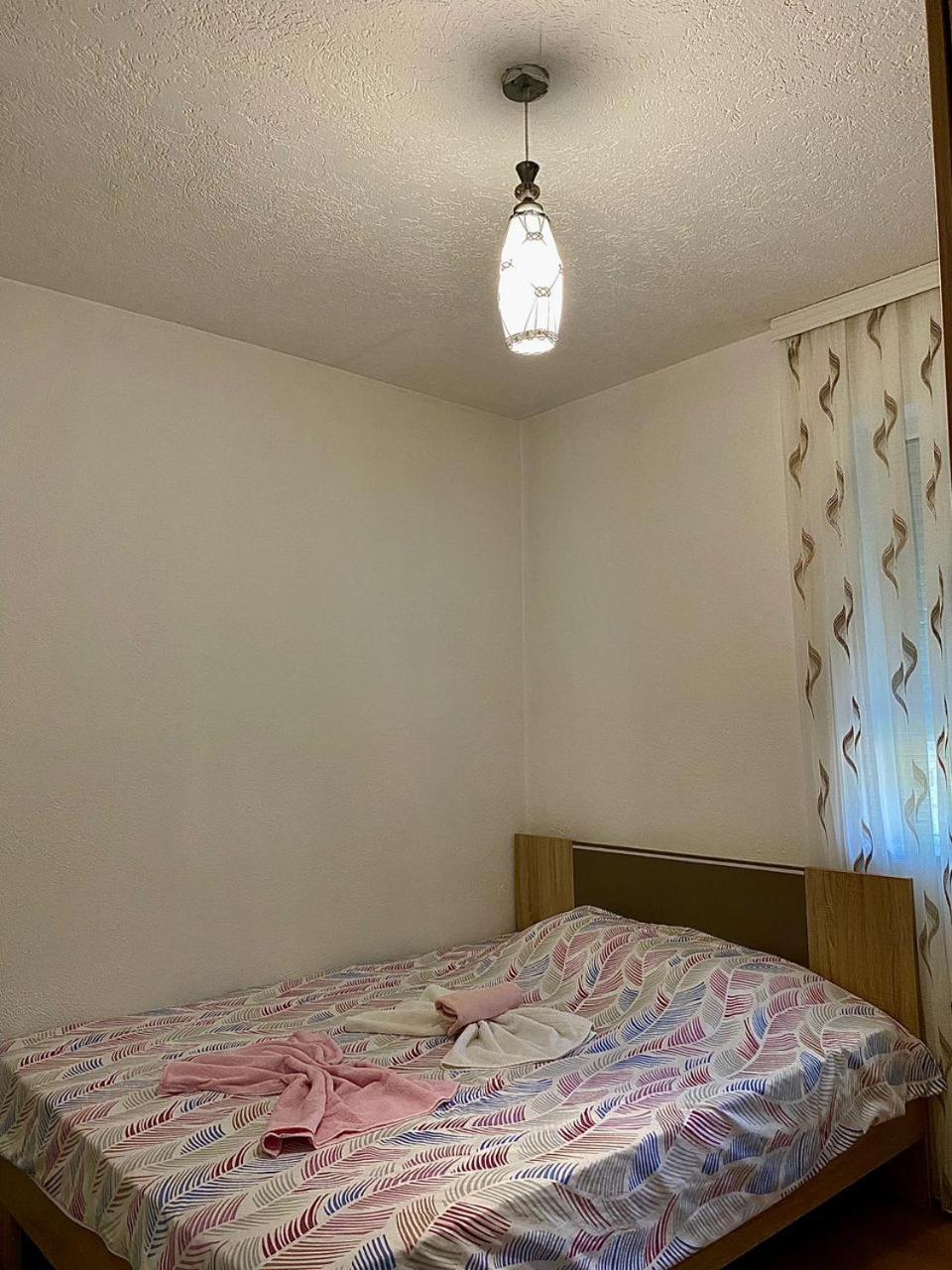 Lola Guest House Vusanje Екстер'єр фото